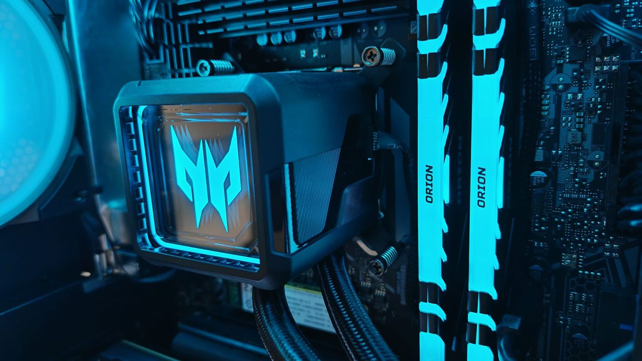 The pump header of the Acer Predator Orion 7000 (2025)'s AIO cooler