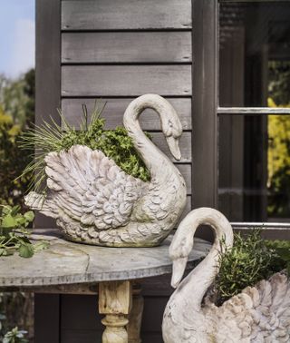 Serenity Swan Planter