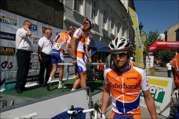 Rabobank's riders sign on.