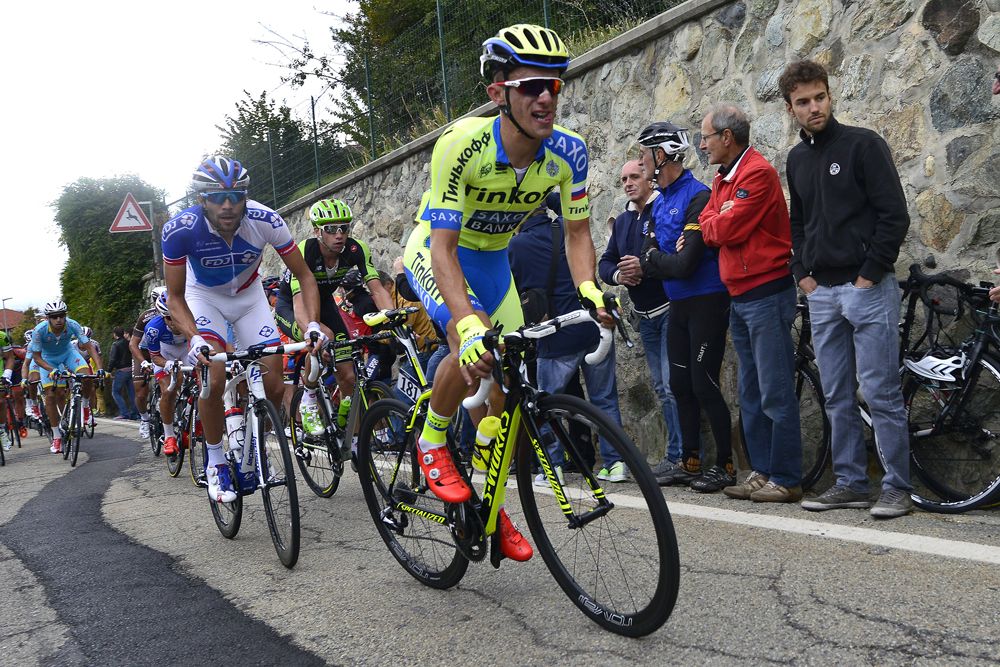 Majka gives chase