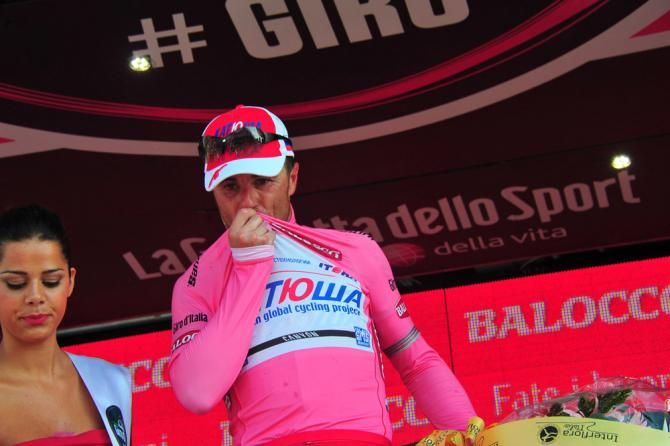 Luca Paolini (Katusha) resplendent in the maglia rosa.