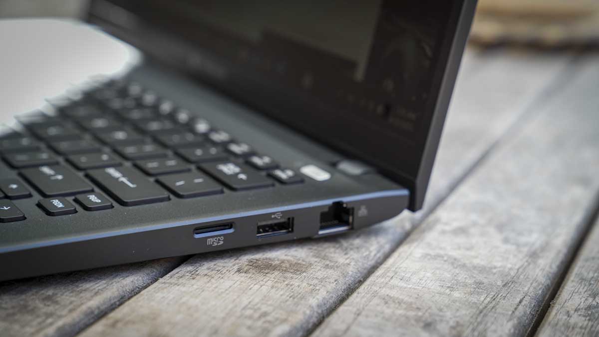 Dynabook Portégé X40-M