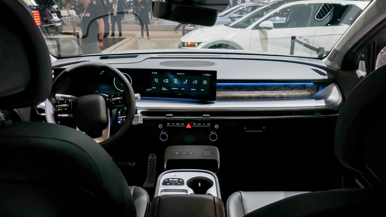Hyundai Ioniq 9 at the New York Auto Show 2025.