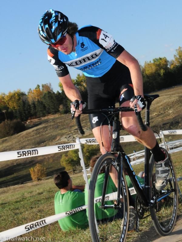 Barry Wicks (Team Kona) hammering up the hill