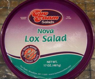 lox-salad-recall-101030-02