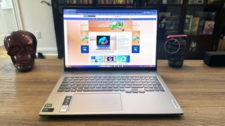 Lenovo IdeaPad Pro 5i 16 laptop