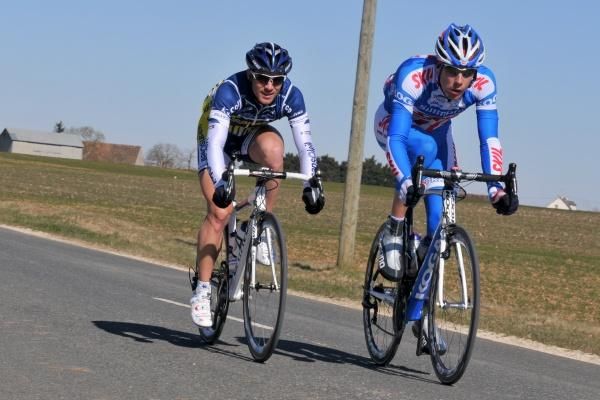 Romain Feillu (Vacansoleil) and Albert Timmer (Skil-Shimano) made up the first break of the day