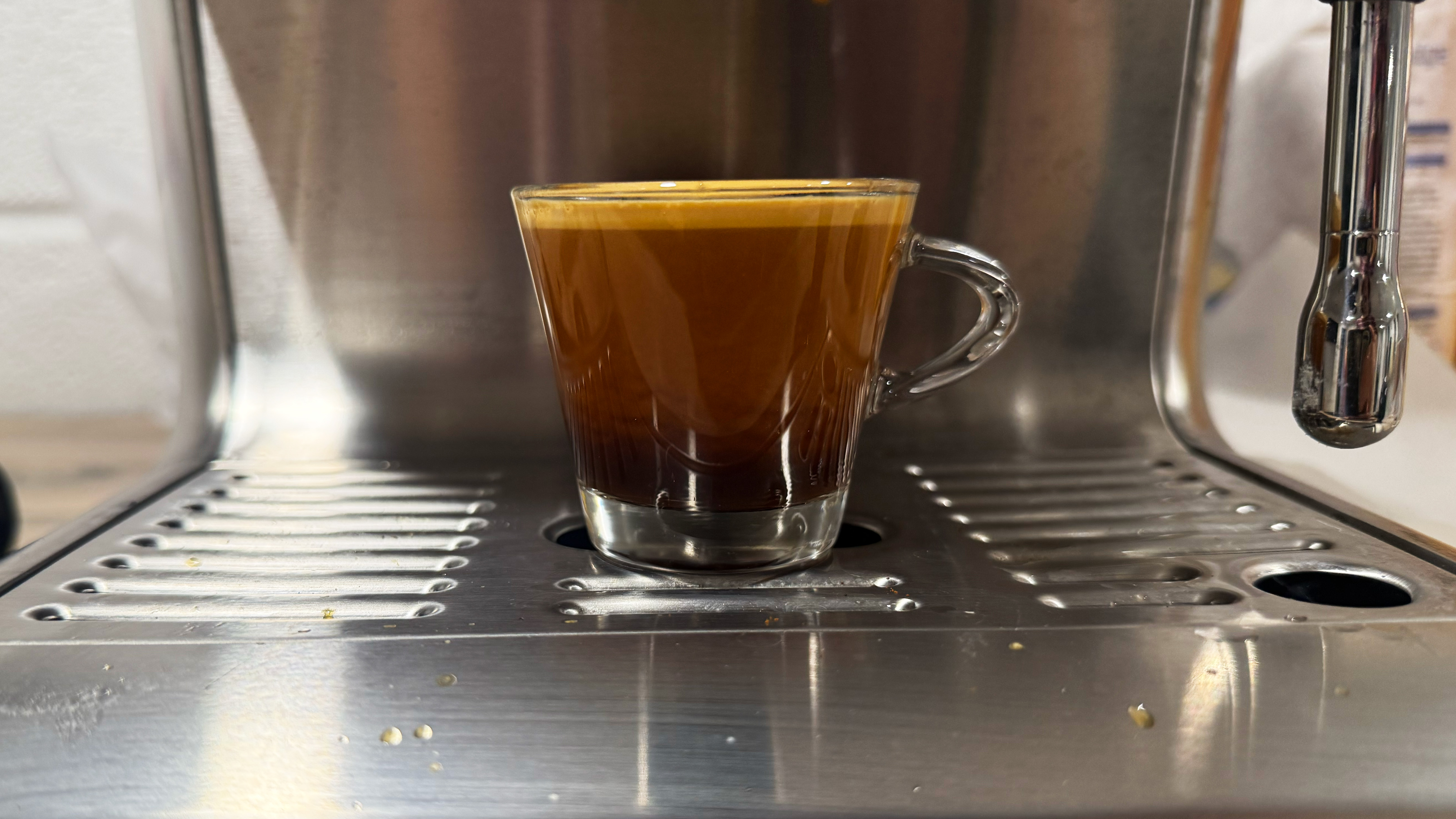 the casabrews ultra espresso machine in action