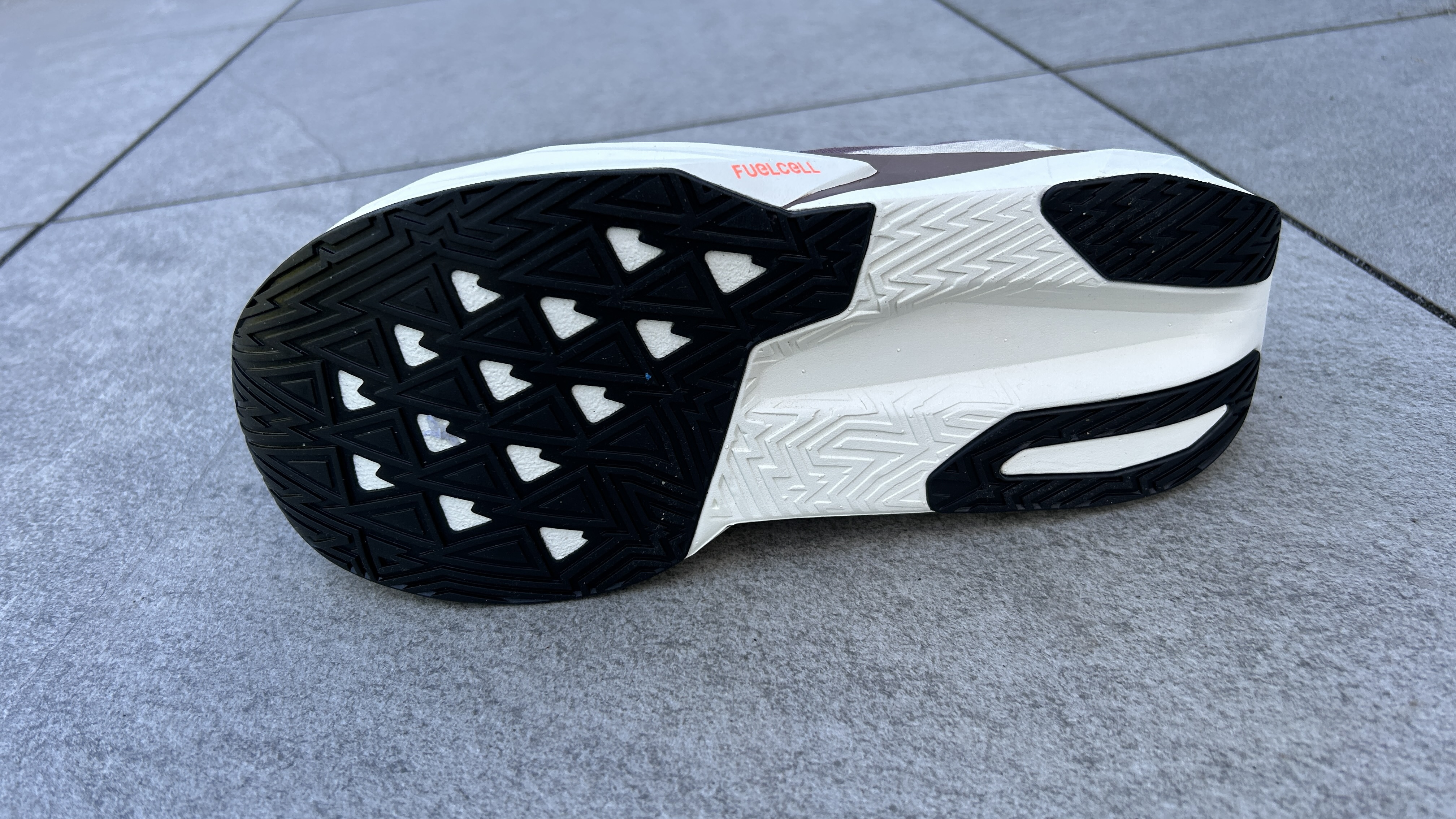 New Balance Rebel v5