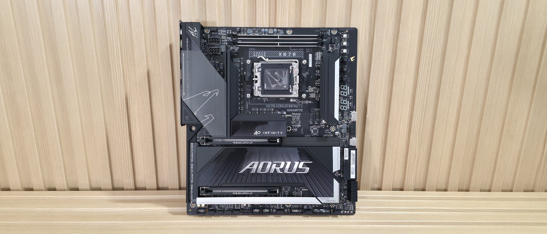 Gigabyte X870 Aorus Infinity - Lead image