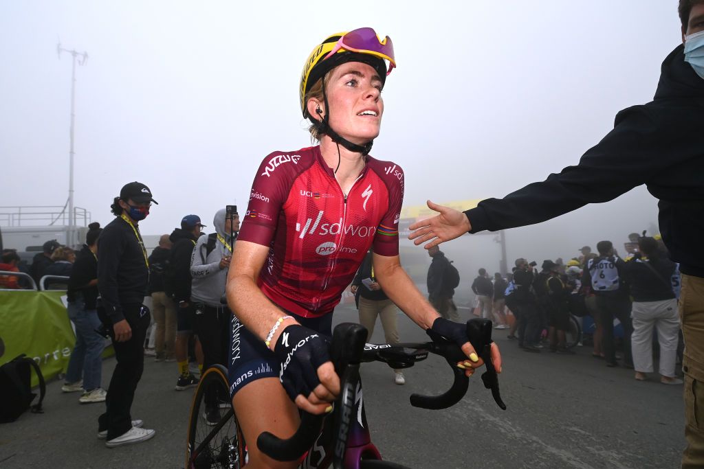 Demi Vollering celebrating at the end of stage 7 of the Tour de France Femmes