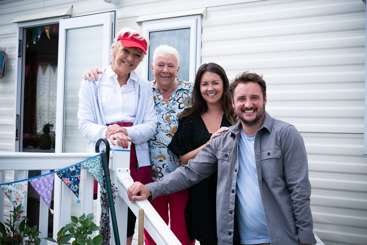 Jean Slater is staying with Big Mo in the caravan park