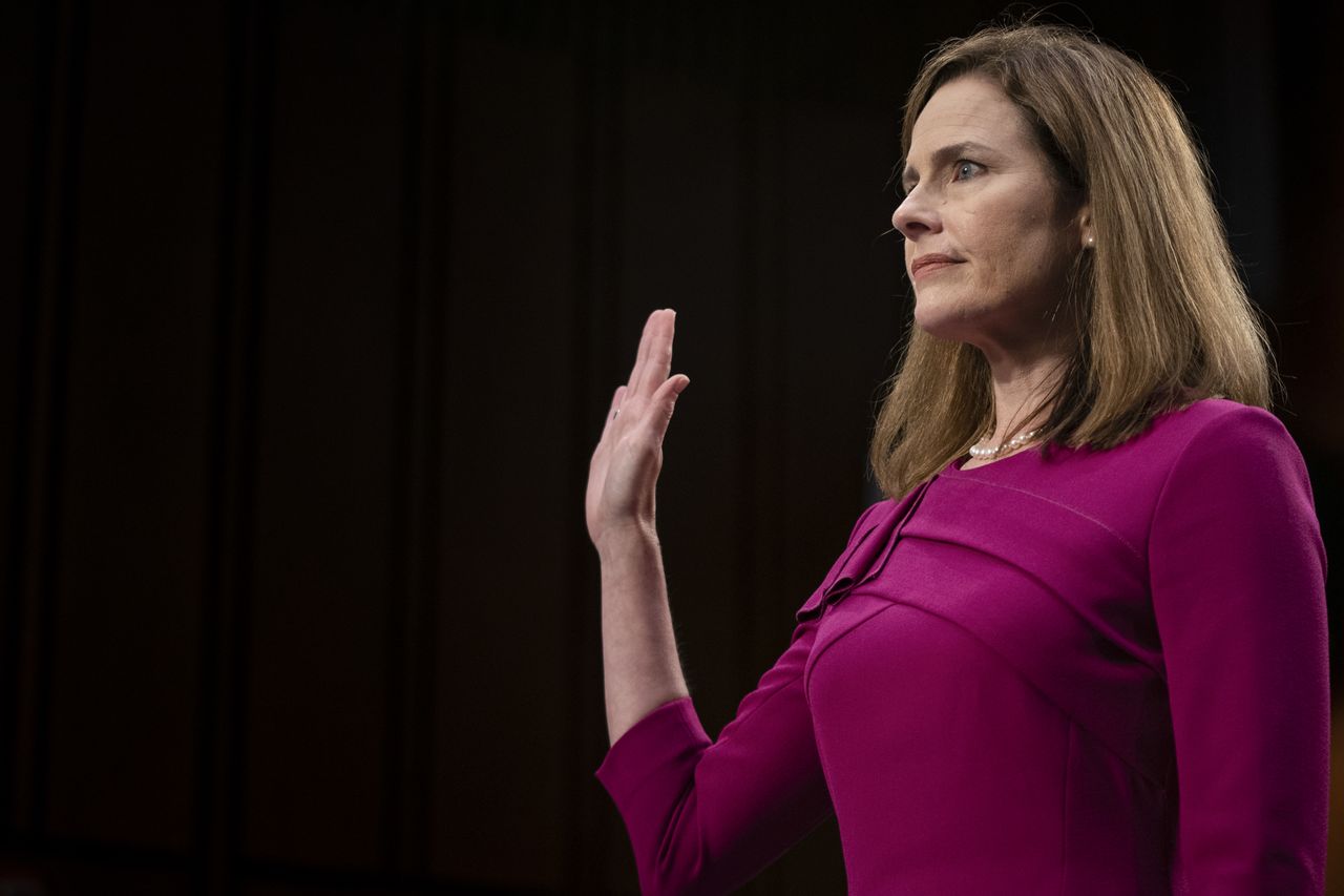 Judge Amy Coney Barrett sworn in