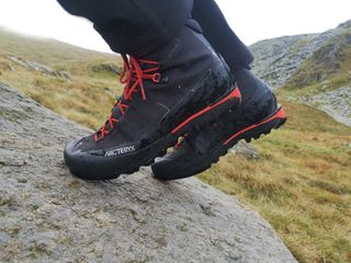 Arc’teryx Acrux LT GTX hiking boot