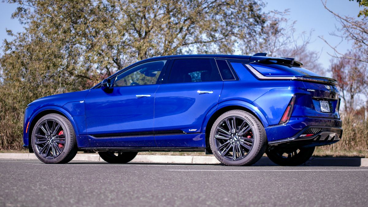 2026 Cadillac Lyriq-V test drive.