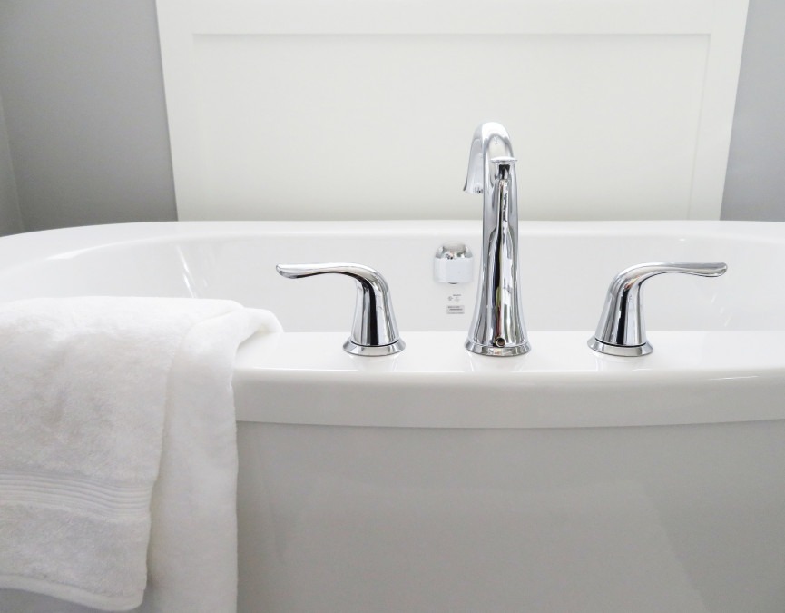 easy-ways-to-make-your-house-more-valuable-4-1556649216-RMTF-column-width-inline