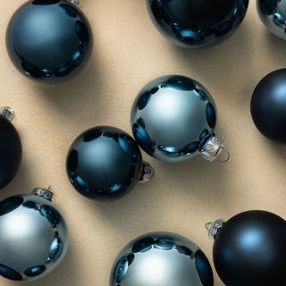 navy blue round baubles 