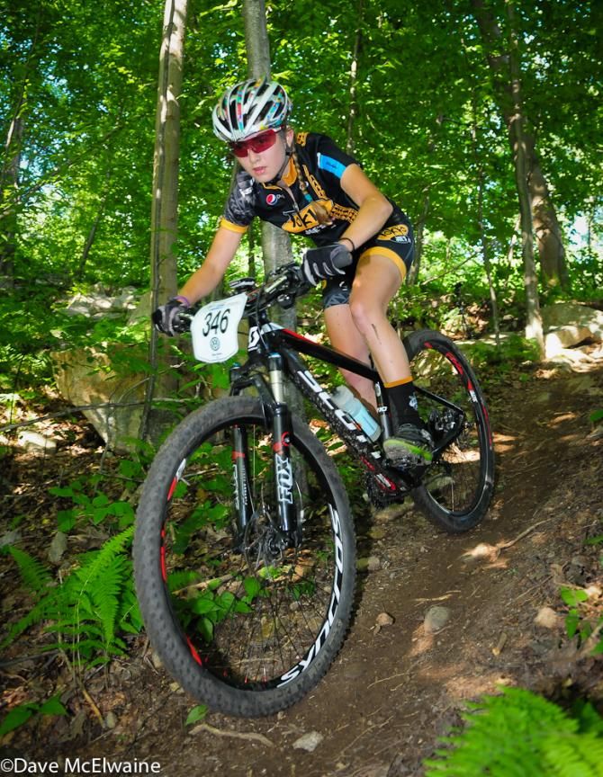Ksenia Chavez on steep singletrack