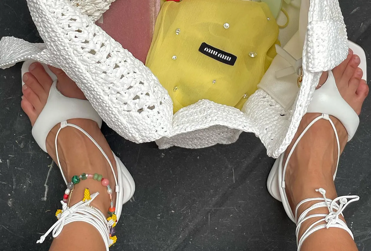 @himichelleli wearing Miu Miu sandals with anklet