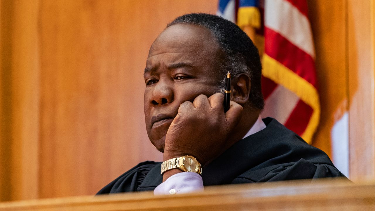Isiah Whitlock Jr. as Judge Lomax in "I Care A Lot" on Netflix.