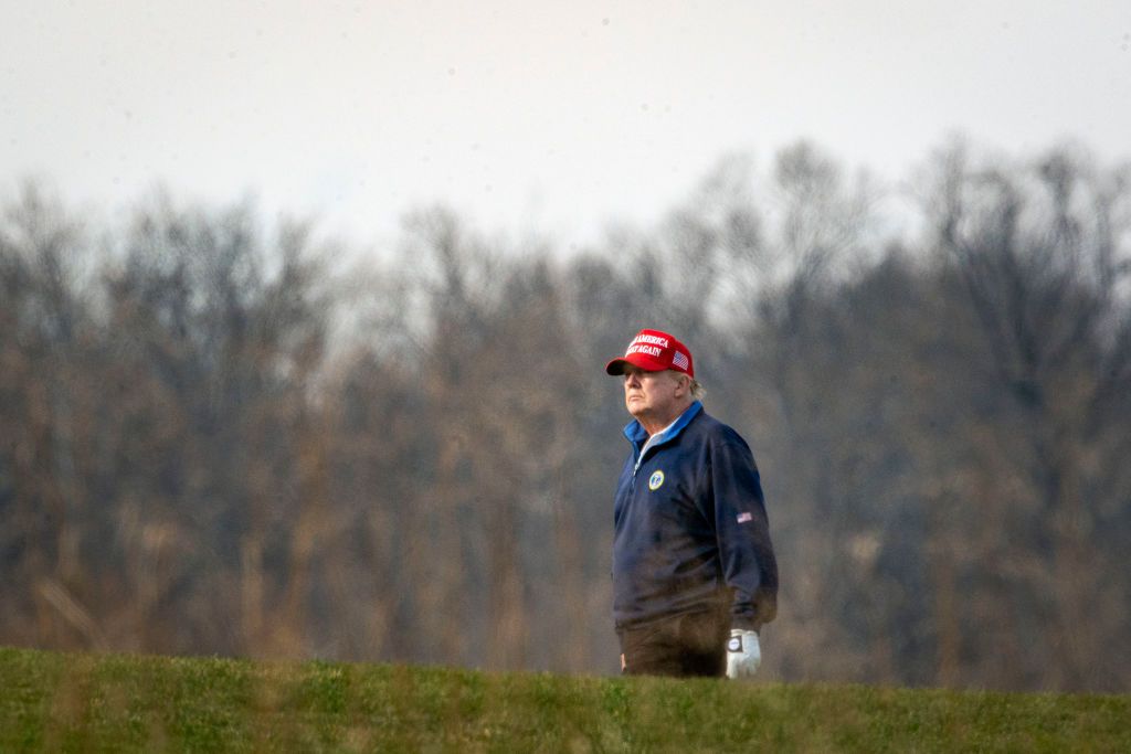 Trump golfs, mid-December 2020