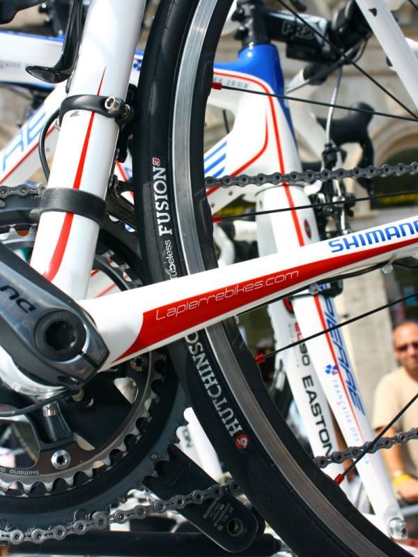 Hutchinson's latest Fusion 3 Road Tubeless model continues to close the performance gap but the concept probably still has a ways to go before it's fully embraced by top pros.