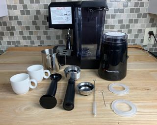  EspressoWorks All-In-One Espresso Machine with Milk Frother  7-Piece Set - Latte Maker Includes Grinder, Frothing Pitcher, Cups, Spoon  and Tamper - Coffee Gifts (Stainless Steel): Home & Kitchen