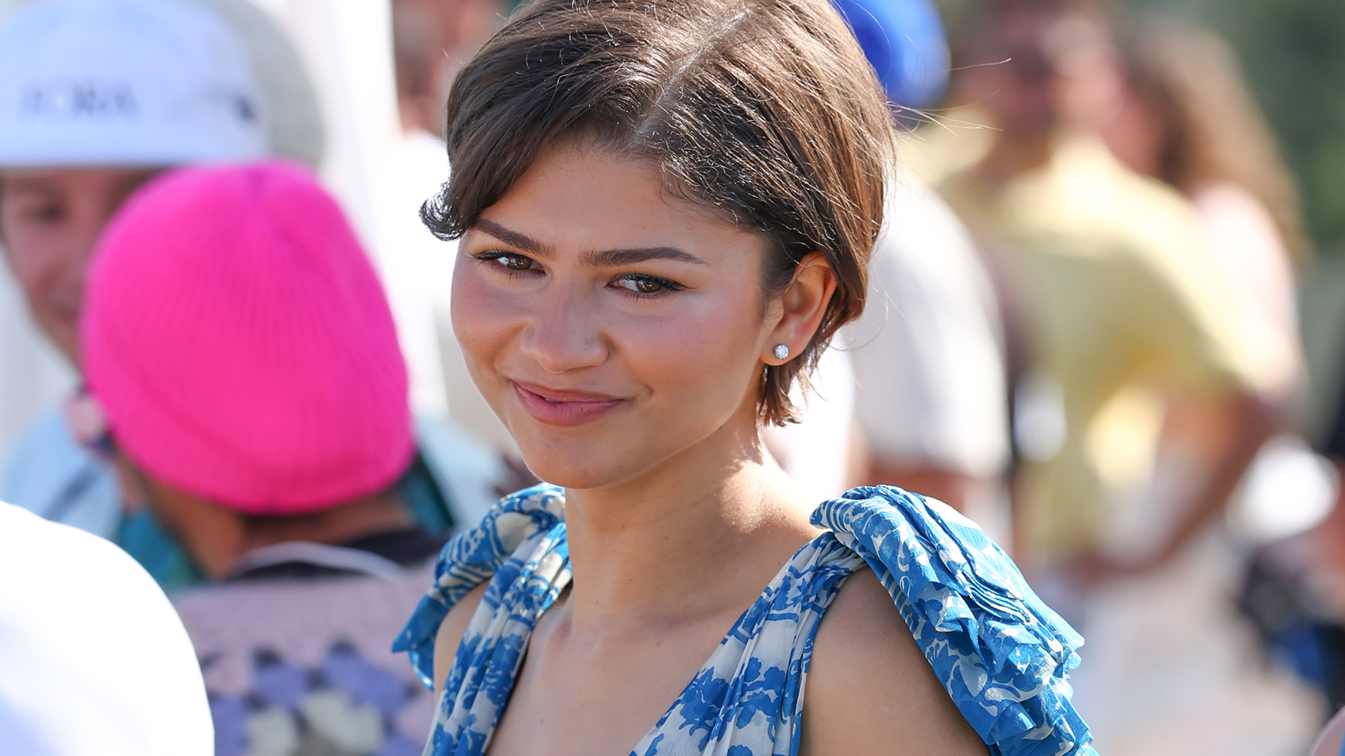 Zendaya wore a white summer vacation dress in Madrid with Tom Holland