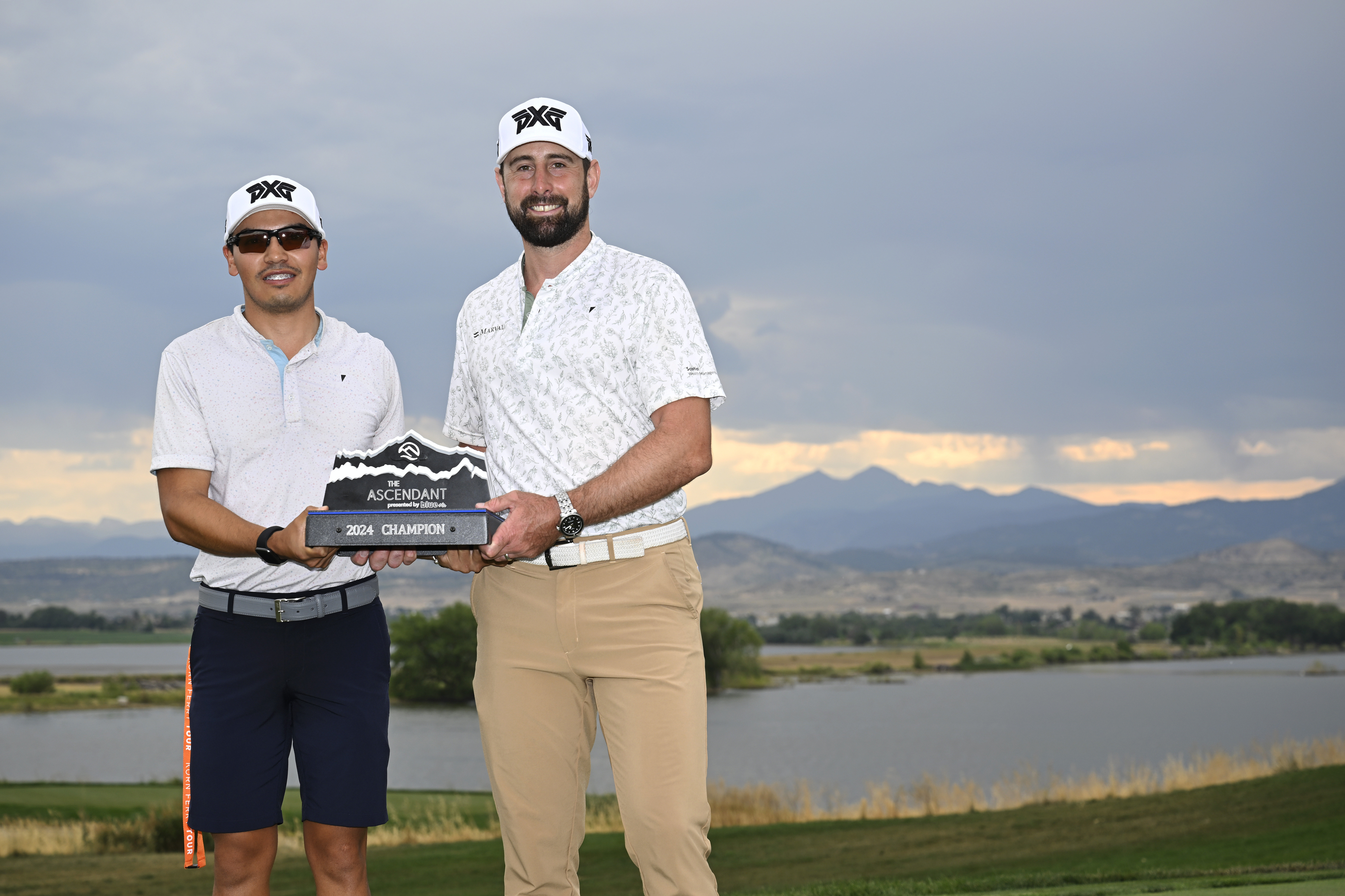 Caddie Diego Salinas with Cristobal Del Solar of Chile