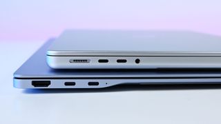 Samsung Galaxy Book4 Edge vs. Apple MacBook Pro 14" with M3.