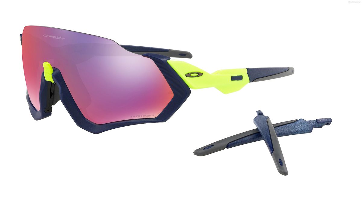 Oakley field shop jacket nosepiece