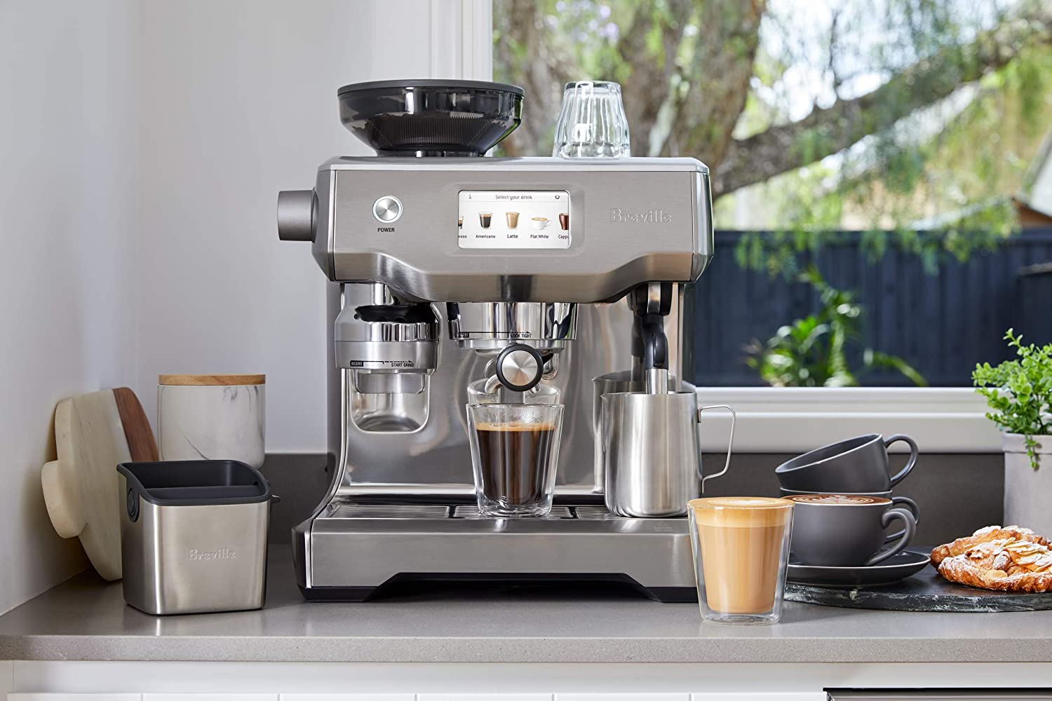 Breville Oracle Touch Fully Automatic Espresso Machine