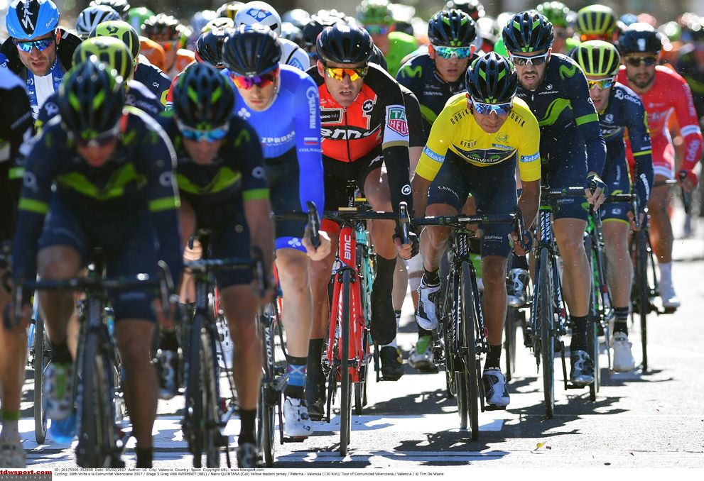 Movistar keep Nairo Quintana (Movistar) out of trouble