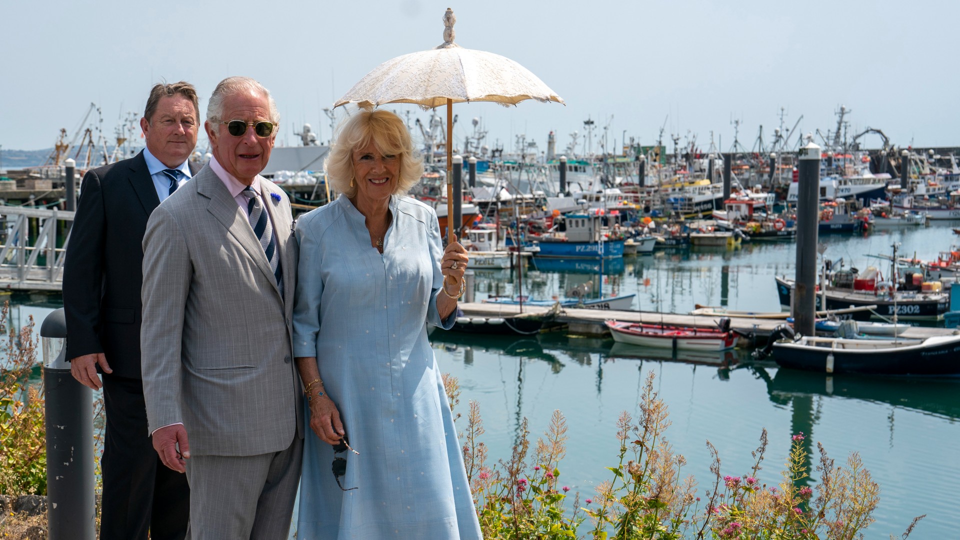 Princ Charles, princ z Walesu a Camilla, vévodkyně z Cornwallu navštíví Newlyn Harbor