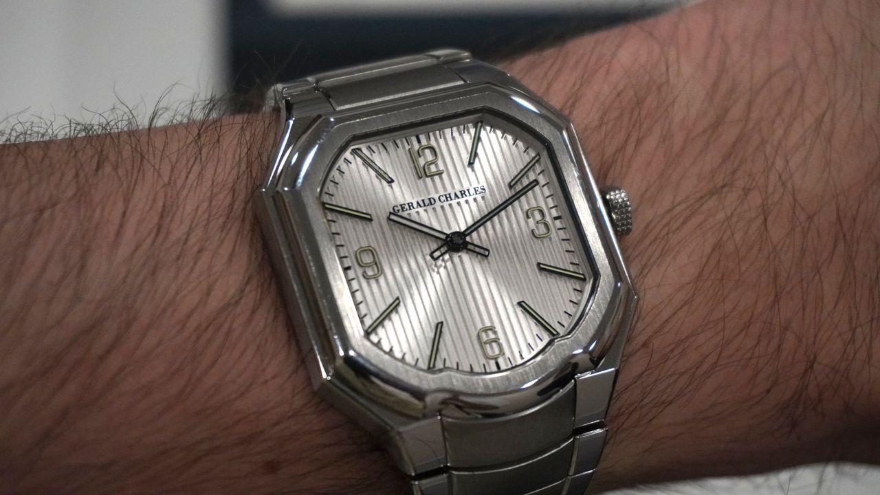 The Gerald Charles Masterlink on a wrist