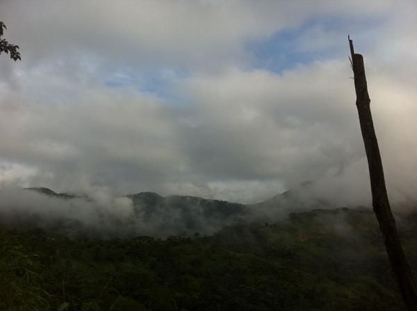 Low hanging clouds during stage 1