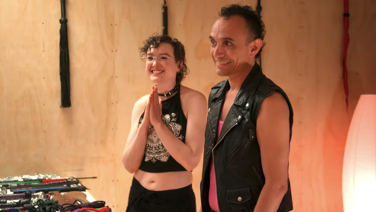 kink coaches iszi and ti on how to build a sex room