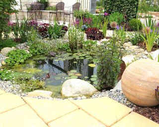 water feature with pebble landscaping detail