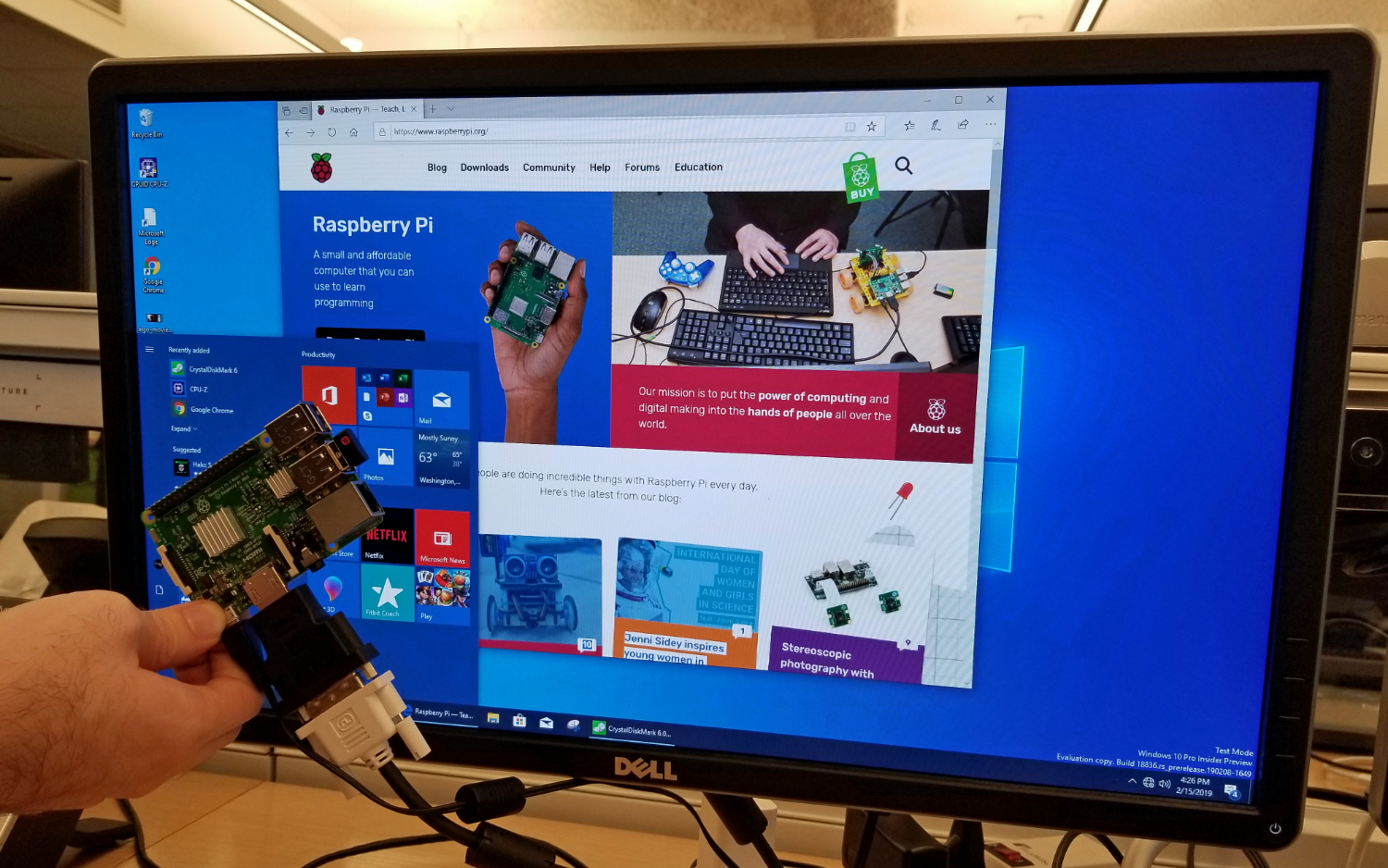 raspberry pi windows 10 iot projects