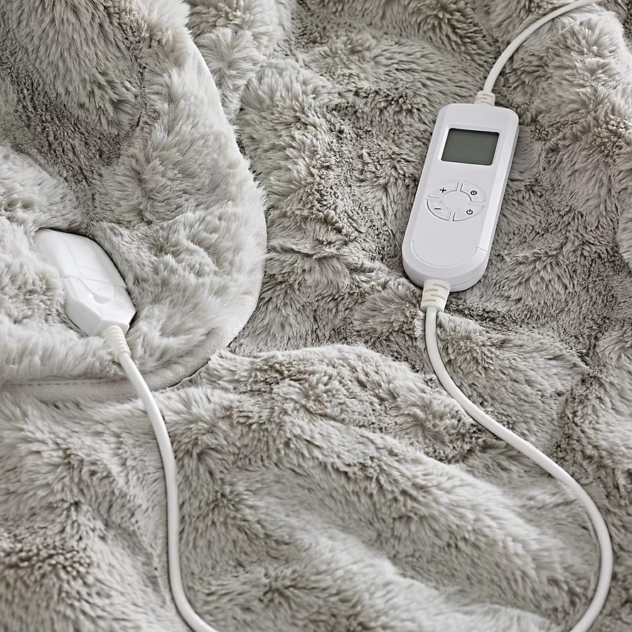 The White Company Faux Fur Heated Throw