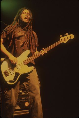 The late, great Chi Cheng playing live in 1998