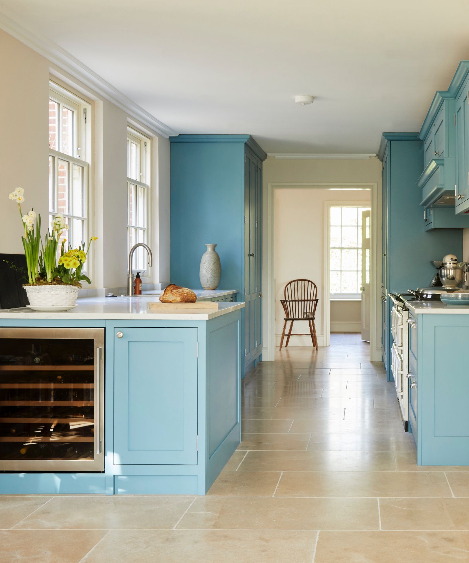 Can you fit an island into a galley kitchen? Homes & Gardens