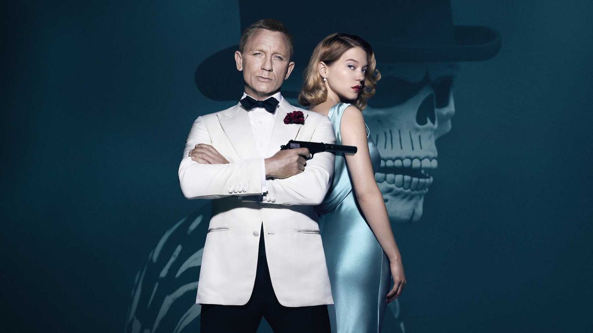 Spectre (2015) James Bond 007 Collectors edition illuminated