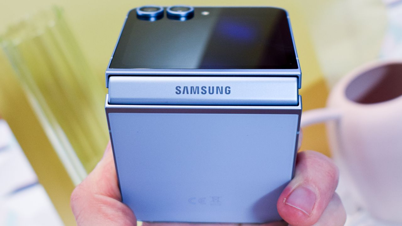 Samsung Galaxy Z Flip 6