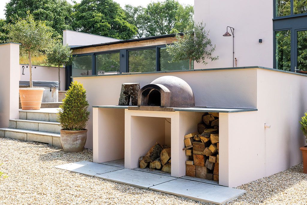 Houses for sale with barbecues: Wrescombe Court, Yealmpton, Plymouth, Devon