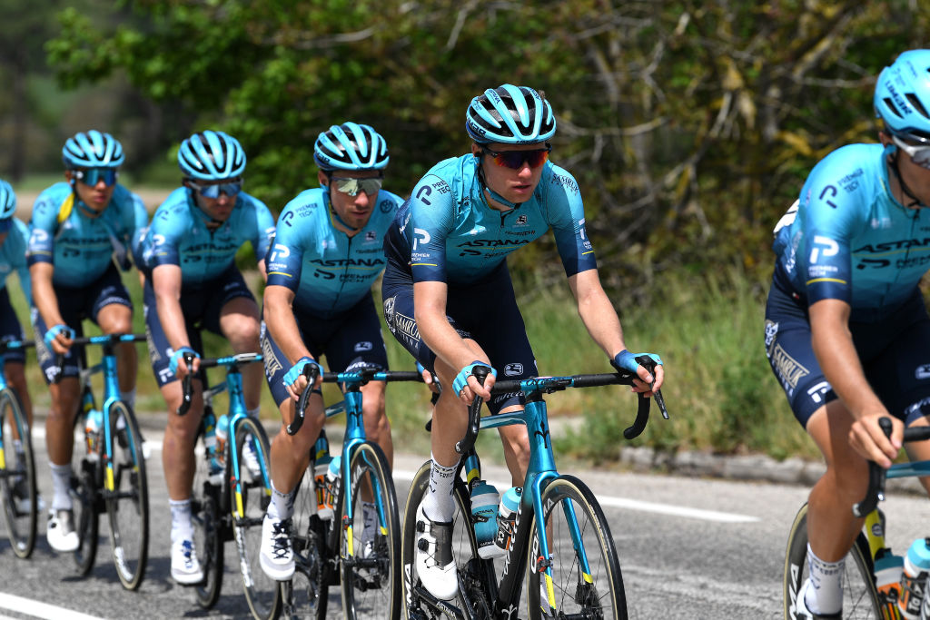 Giro d'Italia: Gino Mäder wins stage 6 | Cyclingnews