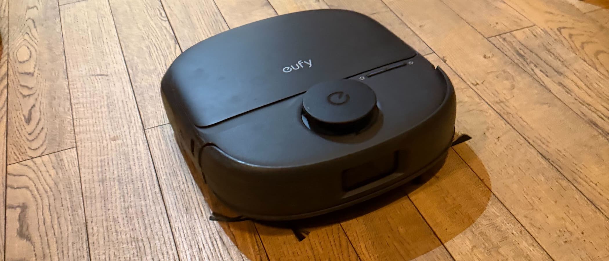 A eufy Omni C28 robot vacuum and mop