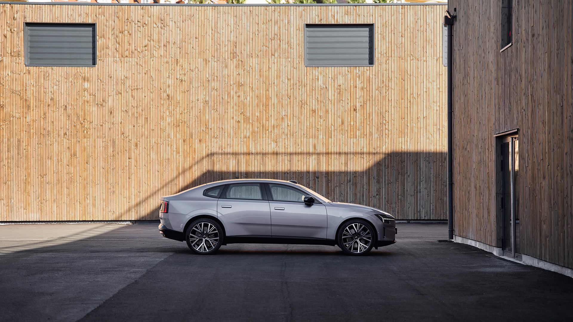Volvo ES90