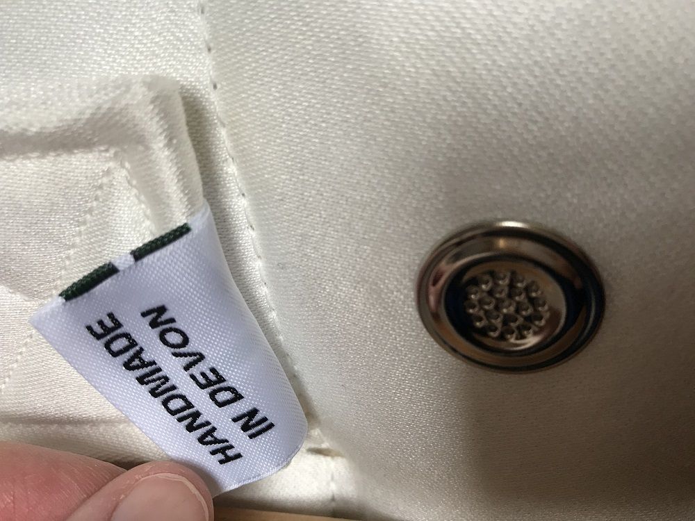 Dursley mattress detailing 2