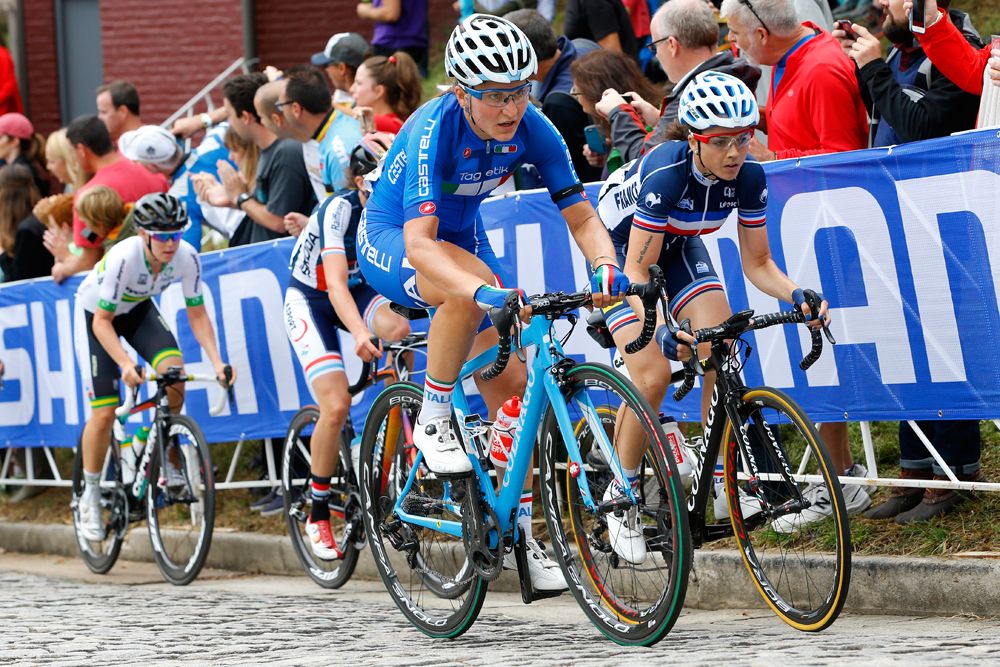 Elisa Longo Borghini (Italy) on her blue Colnago